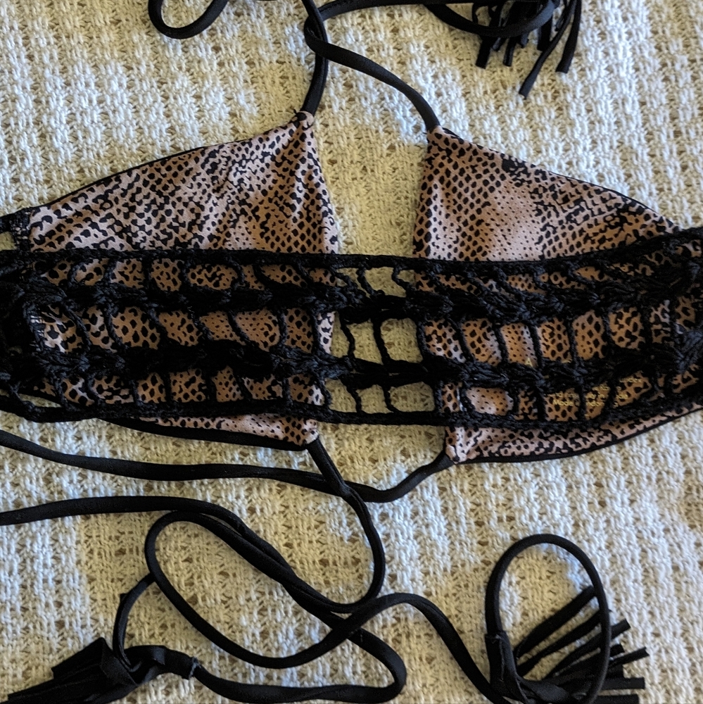 Acacia Kenya Top size L mint condition